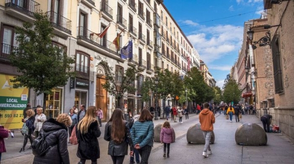 Tây Ban Nha chấm dứt chương trình "thị thực vàng"