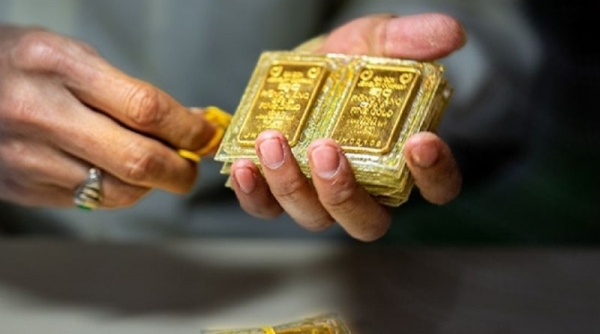 Thủ tướng yêu cầu xử lý "khẩn" chênh lệch giá vàng trong nước và quốc tế