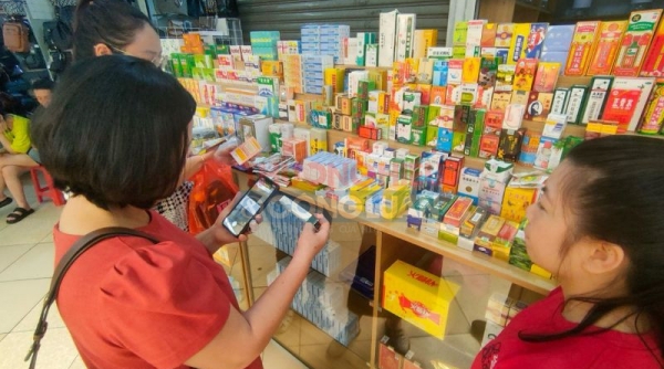 Thuốc dược phẩm “trắng” thông tin bày bán tại Chợ “vùng biên” Móng Cái