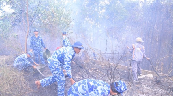 Bộ Tư lệnh Vùng Cảnh sát Biển 4 kịp thời phát hiện, chữa cháy trên địa bàn