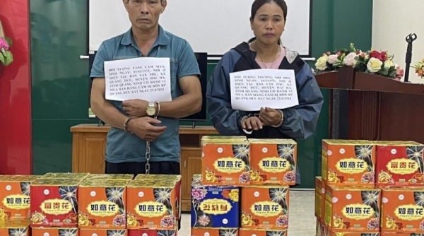Quảng Ninh bắt giữ 2 đối tượng vận chuyển 62 kg pháo hoa nổ trái phép