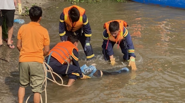 Quảng Ninh: Tìm thấy thi thể nạn nhân thứ 3 trong vụ lật thuyền trên sông Chanh