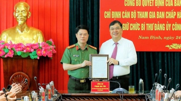 Đại tá Nguyễn Hữu Mạnh giữ chức Bí thư Đảng ủy Công an tỉnh Nam Định