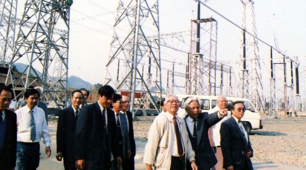 Kỷ niệm 30 năm vận hành đường dây 500kV Bắc - Nam mạch 1 (27/5/1994-27/5/2024): Viết tiếp bản hùng ca thời kỳ đổi mới trên công trình đường dây 500kV