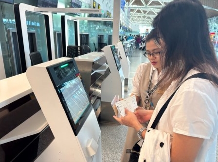 Nhà ga quốc tế Đà Nẵng hoàn thiện công nghệ làm thủ tục tự động