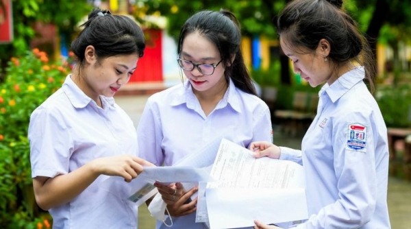 Hơn 21.800 thí sinh Nam Định bước vào môn thi đầu tiên