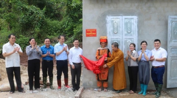 Lạng Sơn: Bàn giao nhà Đại đoàn kết cho gia đình hoàn cảnh khó khăn tại huyện Đình Lập