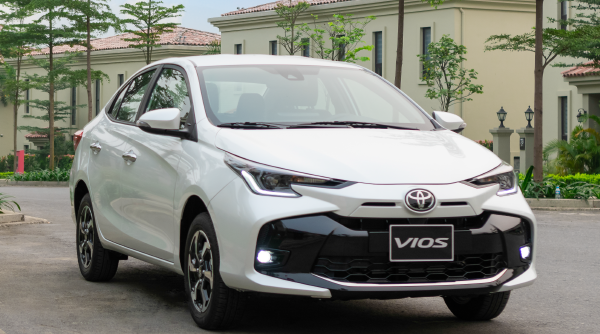 Toyota đạt doanh số hơn 23.000 xe, đứng Top 1 thị trường Việt