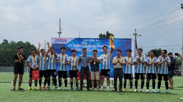 Đội bóng UBND TP. Thuận An vô địch Giải bóng đá Thương hiệu và Công luận Open Cup 2024