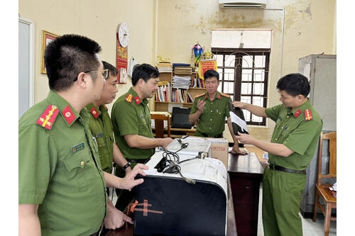 Công an Thanh Hóa triệt phá đường dây thuê xe ô tô tự lái rồi làm giả giấy tờ để chiếm đoạt tài sản