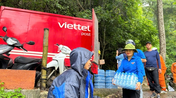 Viettel Post tích cực triển khai công tác cứu trợ vùng lũ