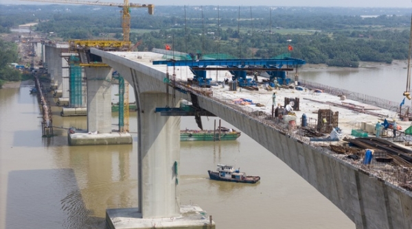 Hợp long cầu Nhơn Trạch trên đường Vành đai 3 TP. Hồ Chí Minh