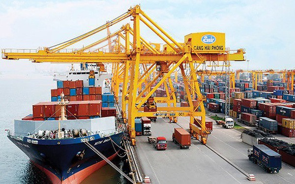 Tổng cục Hải quan: Xuất siêu lập kỷ lục mới, đạt hơn 7,4 tỷ USD sau 11 tháng Tổng cục Hải quan: Xuất siêu lập kỷ lục mới, đạt hơn 7,4 tỷ USD sau 11 tháng