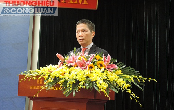 Tổng kết công tác QLTT năm 2018 và triển khai nhiệm vụ năm 2019 Tổng kết công tác QLTT năm 2018 và triển khai nhiệm vụ năm 2019