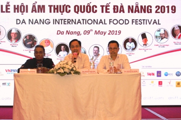 14 đầu bếp trên thế giới tham gia 14 đầu bếp trên thế giới tham gia