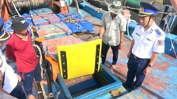 Bộ Tư lệnh Vùng cảnh sát 3 phát hiện, bắt giữ tàu chở 90.000 lít dầu DO không rõ nguồn gốc