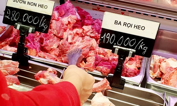 Giá cả thị trường ngày 7/4: Thịt heo giảm tại siêu thị Co.opmart
