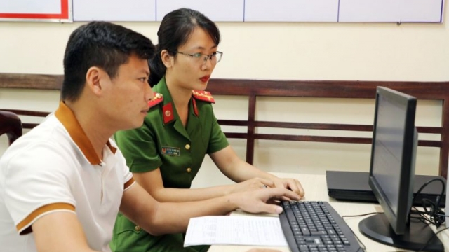 Bắc Ninh yêu cầu 100% cán bộ, công chức, viên chức, lực lượng vũ trang thực hiện dịch vụ công trực tuyến