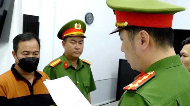 Khánh Hòa: Khởi tố lãnh đạo doanh nghiệp sản xuất tinh dầu giả nhãn hiệu nước ngoài - thuonghieucongluan.com.vn