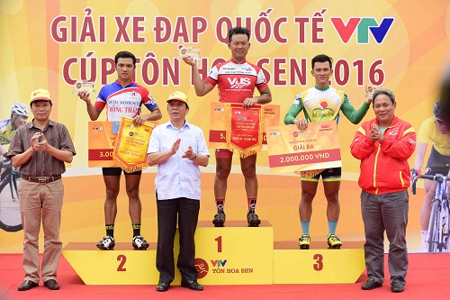 Chặng 6 – Giải xe đạp Quốc tế VTV cúp Tôn Hoa Sen 2016: Lê Văn Duẩn bức phá về nhất - Hình 1