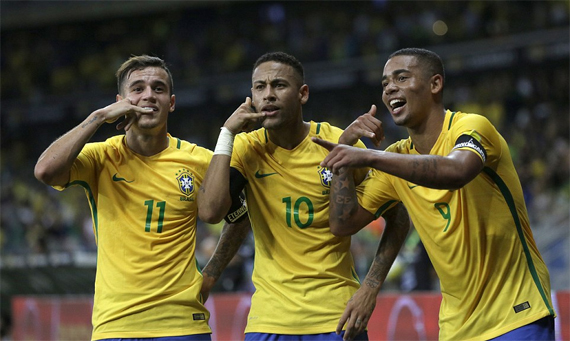 Brazil 3-0 Argentina: Neymar đại thắng khi đối đầu Messi - Hình 2