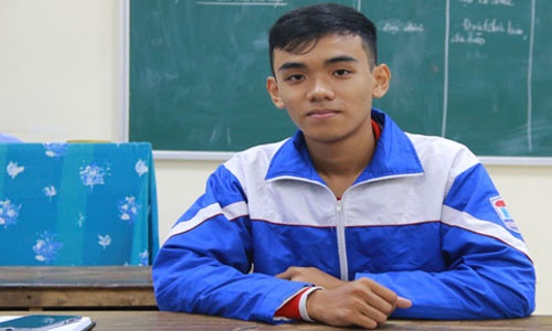 Nam sinh sáng chế máy lọc không khí và diệt khuẩn đa năng