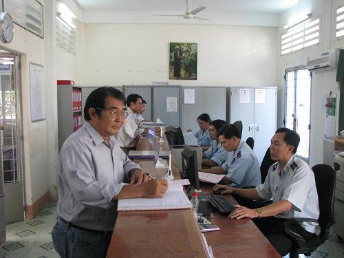 Tổng cục Hải Quan thiết lập đường dây nóng tiếp nhận tố giác tiêu cực