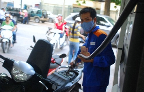 Petrolimex sẽ nhập khoảng 2,2 triệu m3 tấn xăng dầu phục vụ dịp Tết 2017