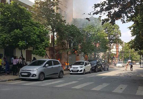 Vụ nổ bốt điện ở Hà Đông: Do sự cố tràn dầu