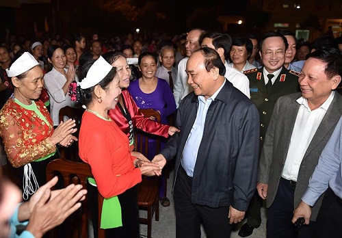 Thủ tướng Nguyễn Xuân Phúc dự Ngày hội Đại đoàn kết toàn dân tộc tại Hòa Bình - Hình 2