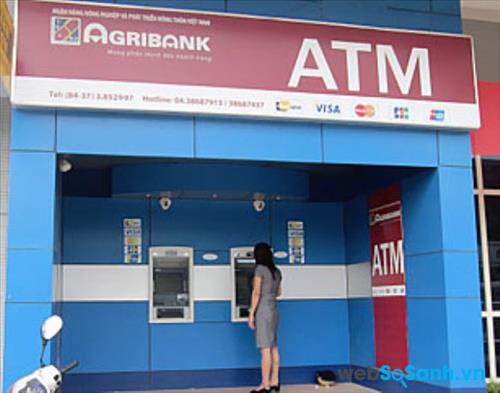 Agribank lên tiếng vụ tài khoản khách hàng bỗng nhiên “bốc hơi” 100 triệu đồng