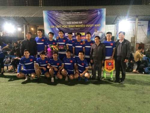 Cựu HS Trường THPT Nguyễn Quán Nho: Tổ chức giải bóng đá vì học sinh nghèo vượt khó - Hình 5