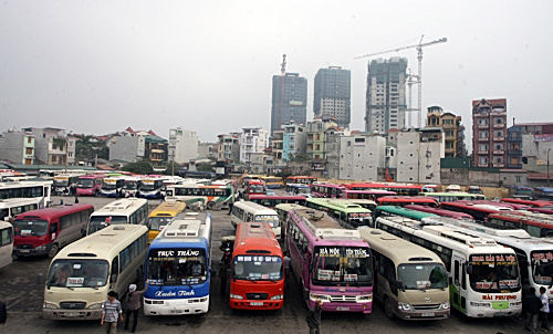 “Câu giờ” điều xe khỏi bến Mỹ Đình: Liệu có "lợi ích nhóm"?