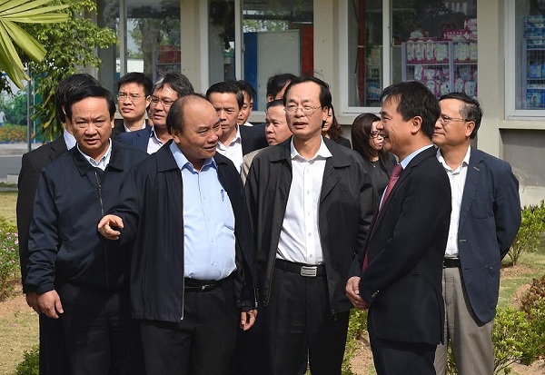 Thủ tướng Nguyễn Xuân Phúc thăm mô hình nhà ở xã hội tại Hà Nội - Hình 1