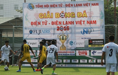 Tưng bừng giải bóng đá Tổng hội Điện tử điện lạnh Việt Nam 2016 - Hình 2