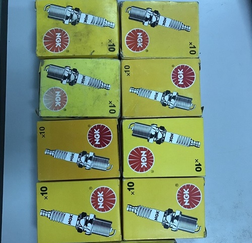 Hà Nội: Phạt 4 triệu đồng hộ kinh doanh bugi xe máy giả nhãn hiệu NGK