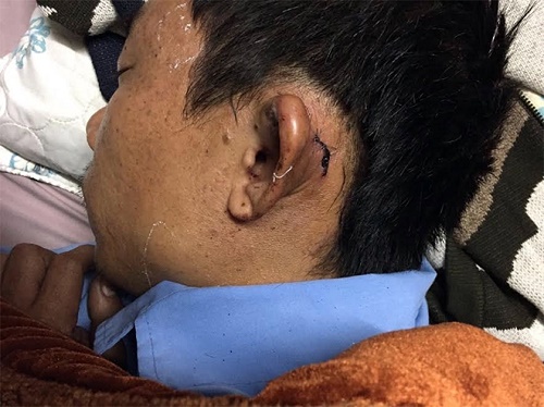 Vụ nhân viên cây xăng đánh khách hàng: Đình chỉ công việc đối với 2 nhân viên