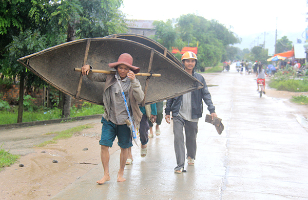 Tỉnh Gia Lai: Nhiều địa phương bị cô lập do nước lũ dâng cao