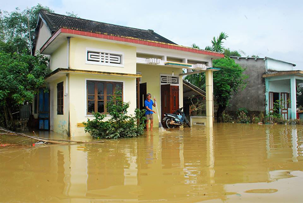 Tỉnh Quảng Nam: Những phần quà đầu tiên đã đến tay người dân - Hình 4