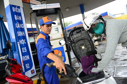 Giá xăng, dầu có thể tiếp tục tăng vào ngày mai - Hình 1