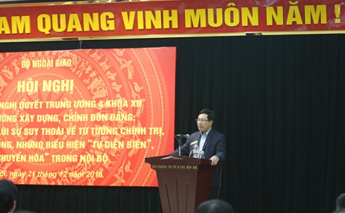 Phó Thủ tướng Phạm Bình Minh dự Hội nghị quán triệt Nghị quyết TW 4 của Bộ Ngoại giao - Hình 1