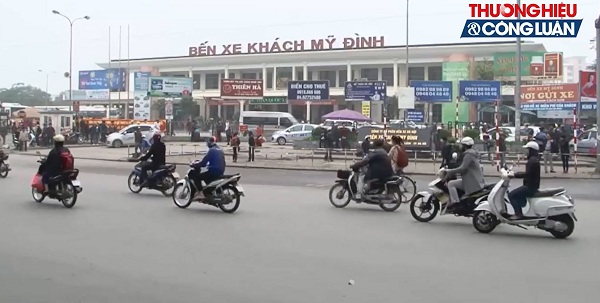 Bến xe Mỹ Đình: Một bức tranh “sập sệ” trong công tác quản lý?