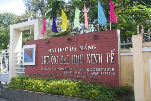 Thí điểm đổi mới cơ chế hoạt động Trường Đại học Kinh tế