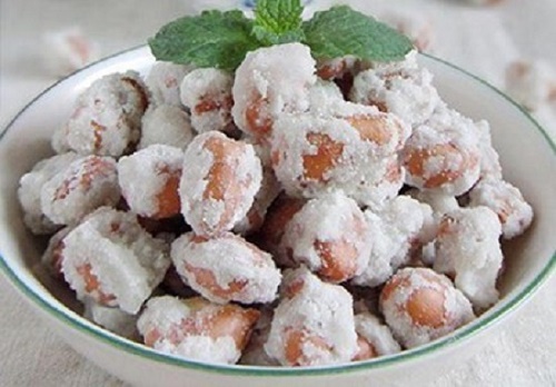 Cách làm mứt đậu phộng bọc đường ngon ngày Tết