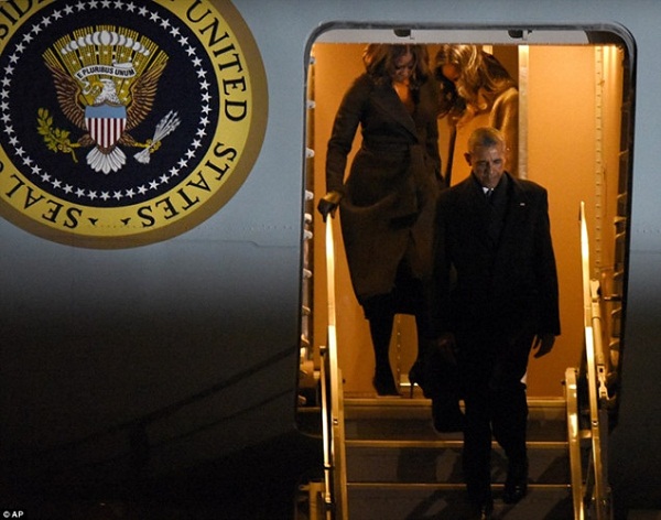 Tổng thống Obama rơi lệ khi đọc diễn văn cuối cùng trước khi từ nhiệm