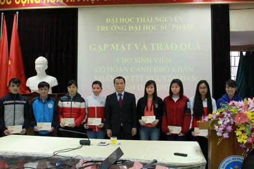 ĐHSP Thái Nguyên: Nỗ lực không để cho sinh viên vì khó khăn mà nghỉ học