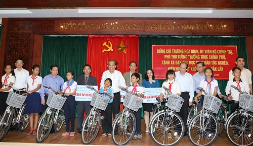 Phó Thủ tướng Trương Hòa Bình làm việc với lãnh đạo chủ chốt tỉnh Đắk Lắk - Hình 1