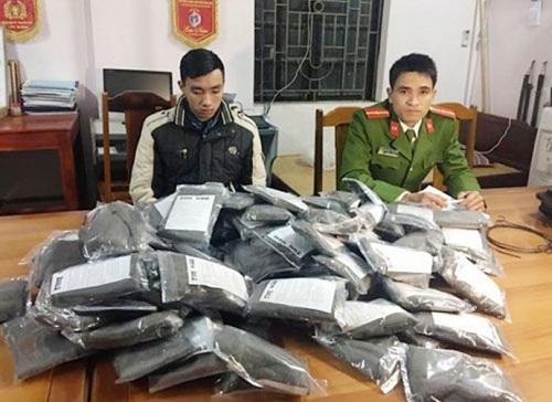 Thanh Hóa: Thu giữ 10 kg pháo hoa đang trên đường vận chuyển