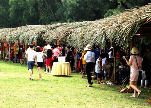 Tưng bừng hội xuân, đón Tết ba miền tại Flamingo Đại Lải Resort