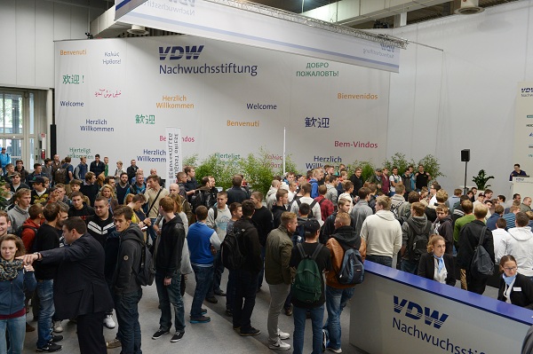 Triển lãm thế giới về lĩnh vực gia công kim loại - EMO Hannover 2017 - Hình 1